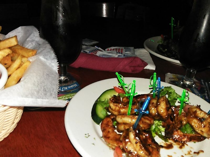 Sip N Chat Cocktail Lounge food
